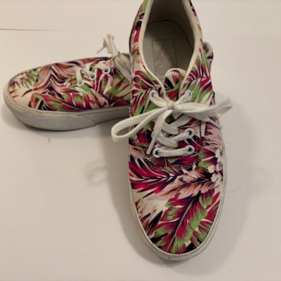 Vans Shoes - Vans Off the Wall Womens Classic Platform Purple Green Leaf 7.5